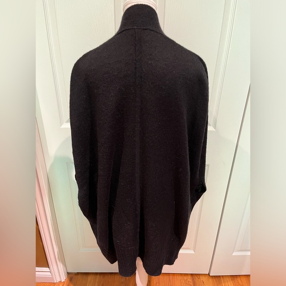 Banana Republic oversized sweater cardigan - Picture 2 of 7